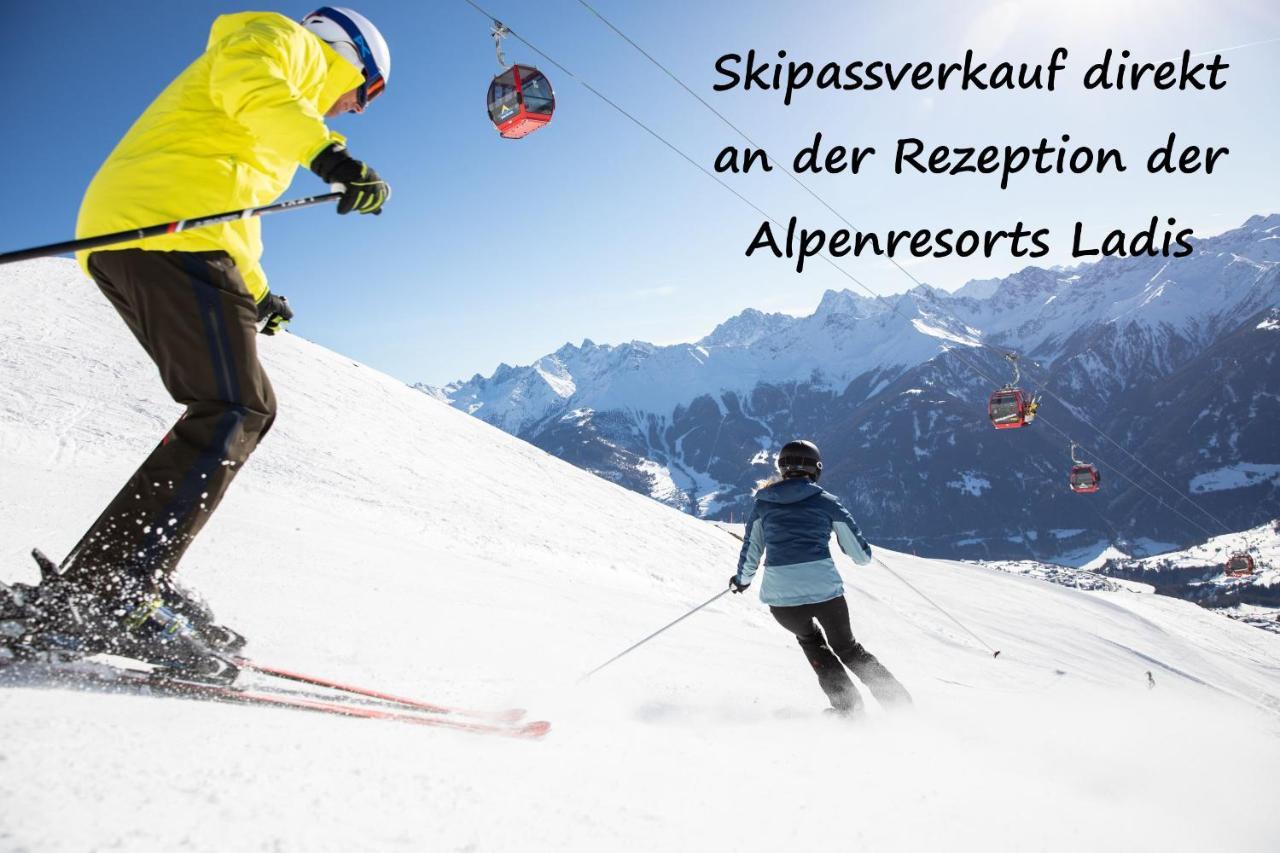 Laudegghof Ladis Inklusive Sommer Bergbahnticket Exteriér fotografie
